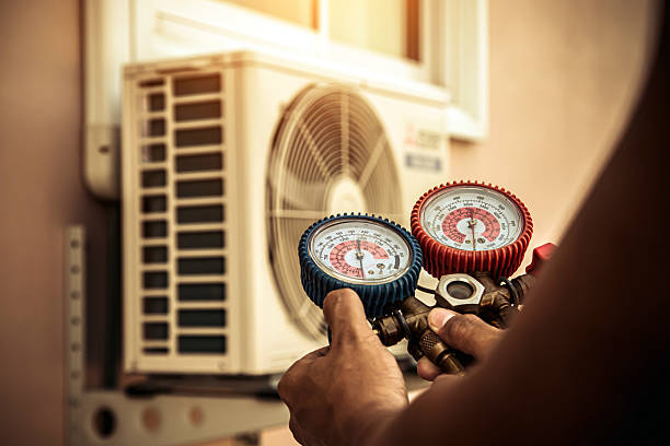 Professional Hvac Repair technician working in Morrisonville, IL